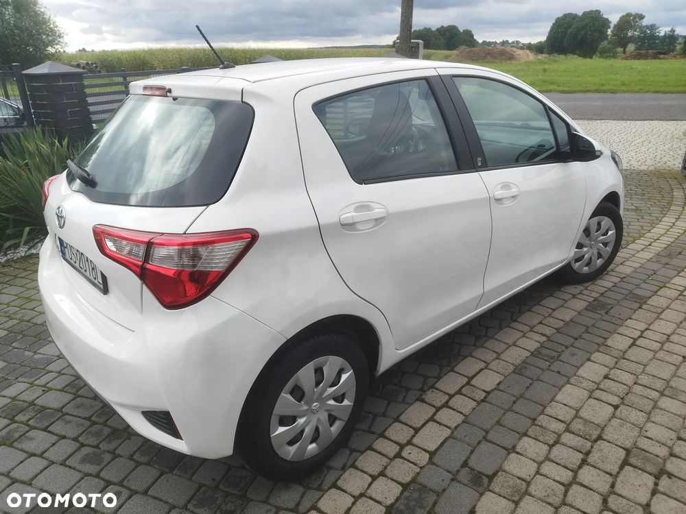 Toyota Yaris - 4