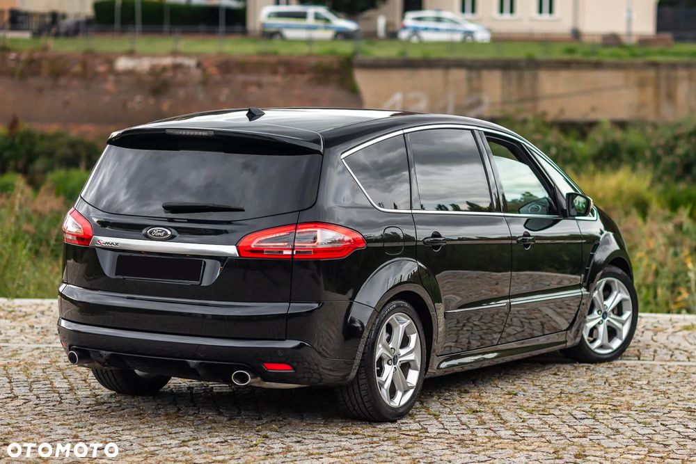 Ford S-Max - 18