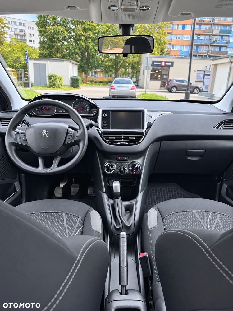 Peugeot 208 1.2 VTi Allure - 8