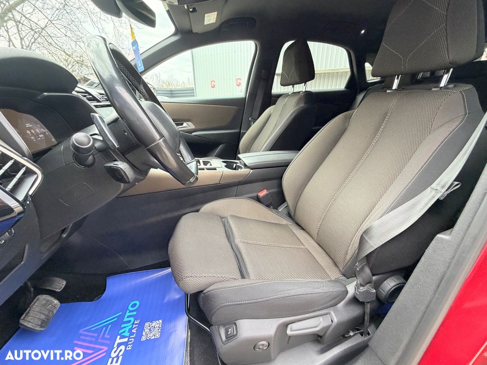 DS Automobiles DS 7 Crossback - 33