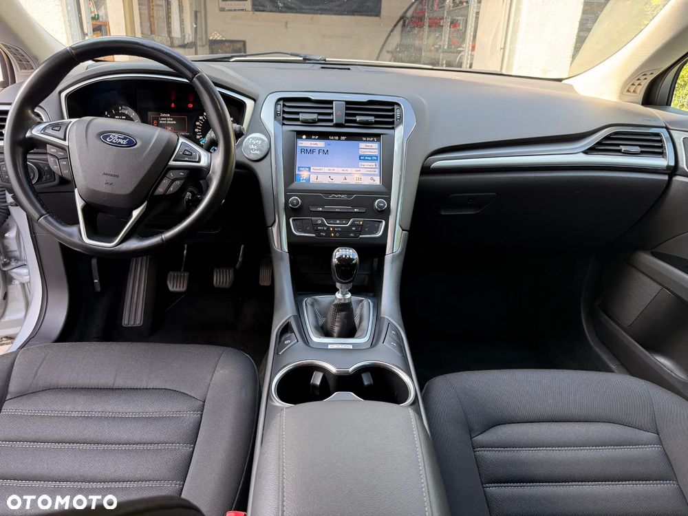Ford Mondeo - 13