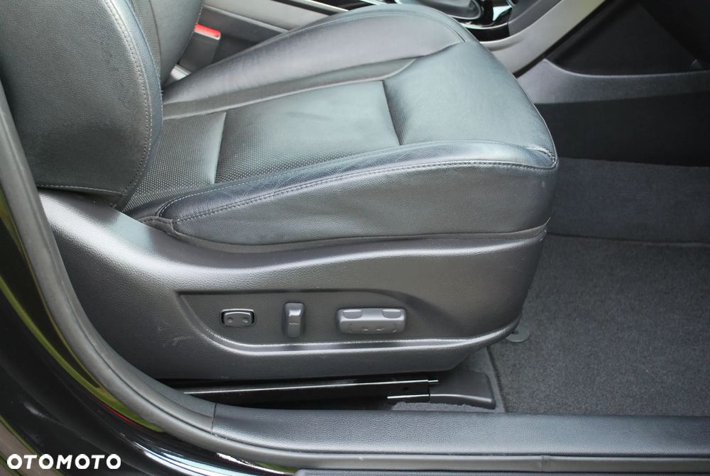 Hyundai i40 Kombi 2.0 Automatik Premium - 18