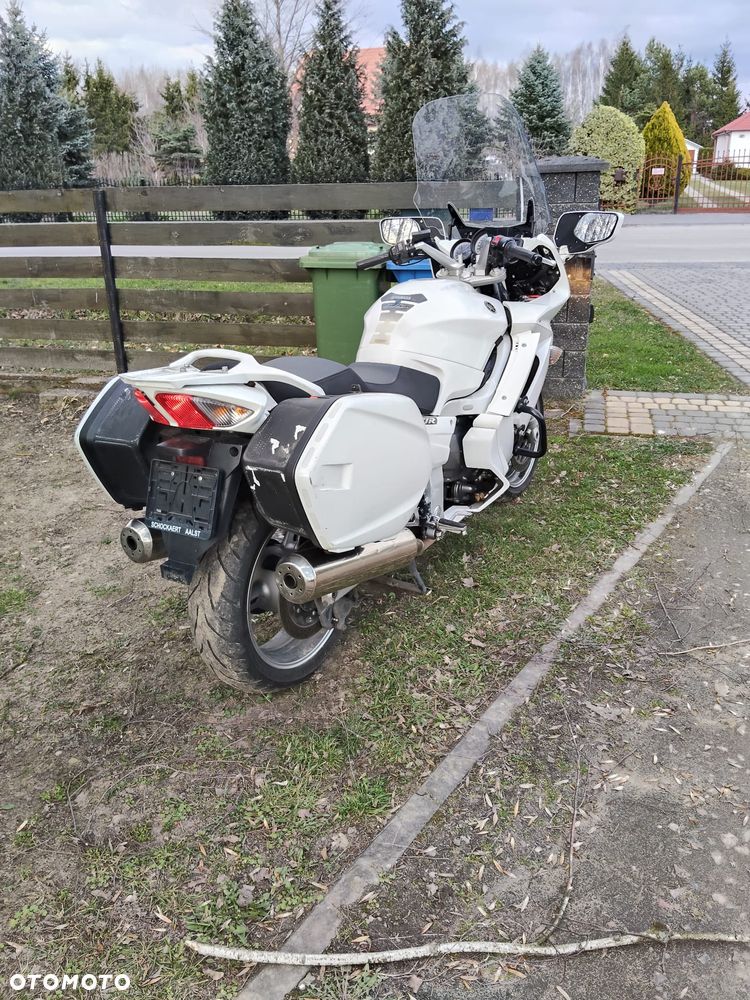 Yamaha FJR - 3