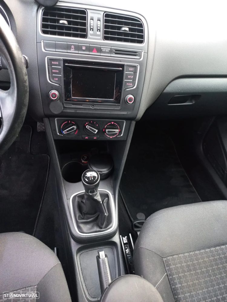 VW Polo 1.4 TDi R-Line - 9