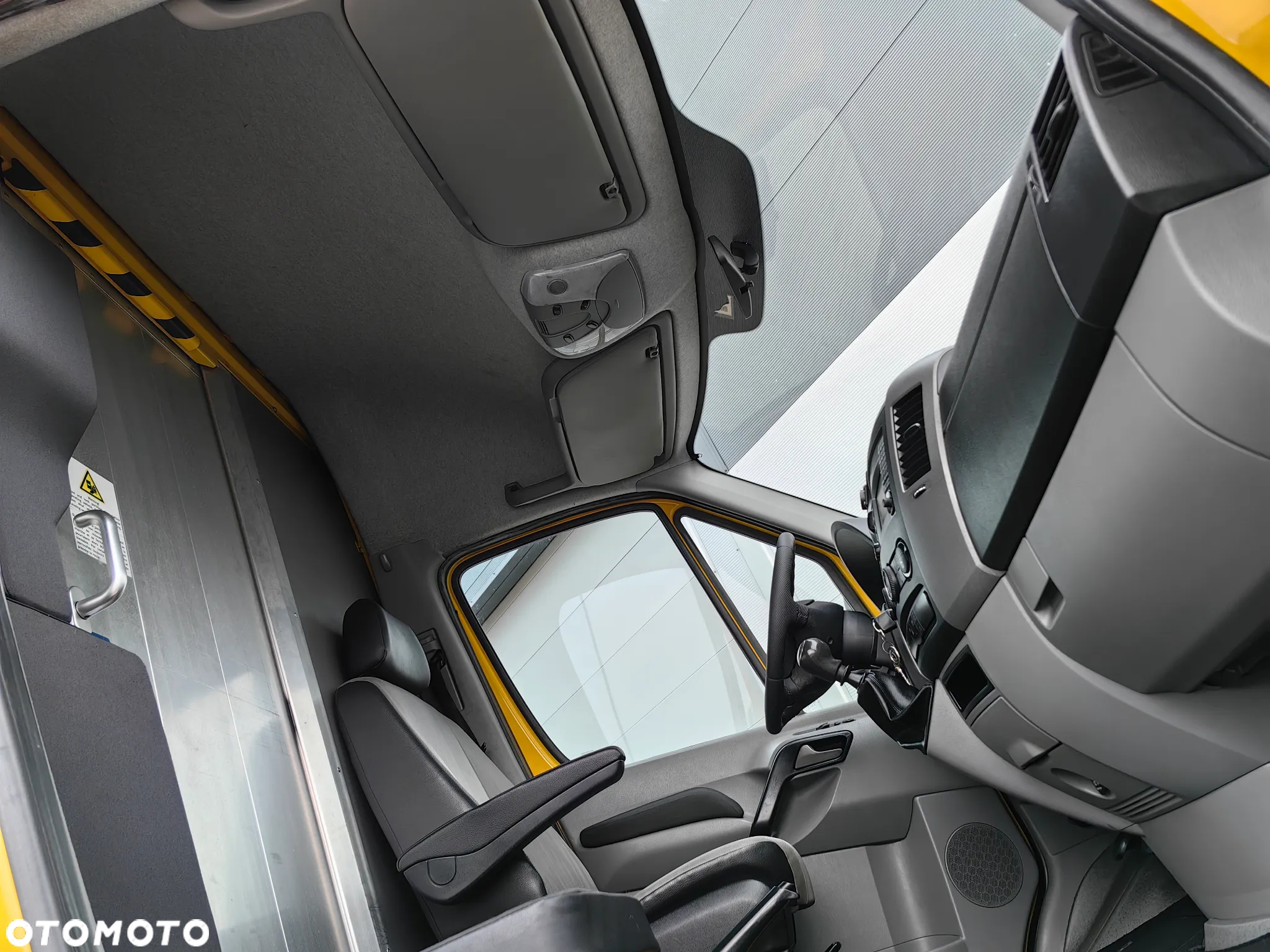 Volkswagen Crafter - 22