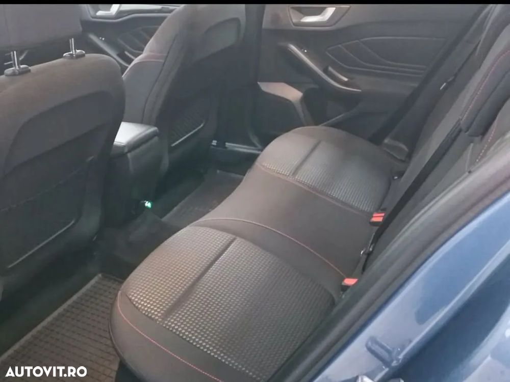 Ford Focus 1.5 Ecoboost ST-Line - 15