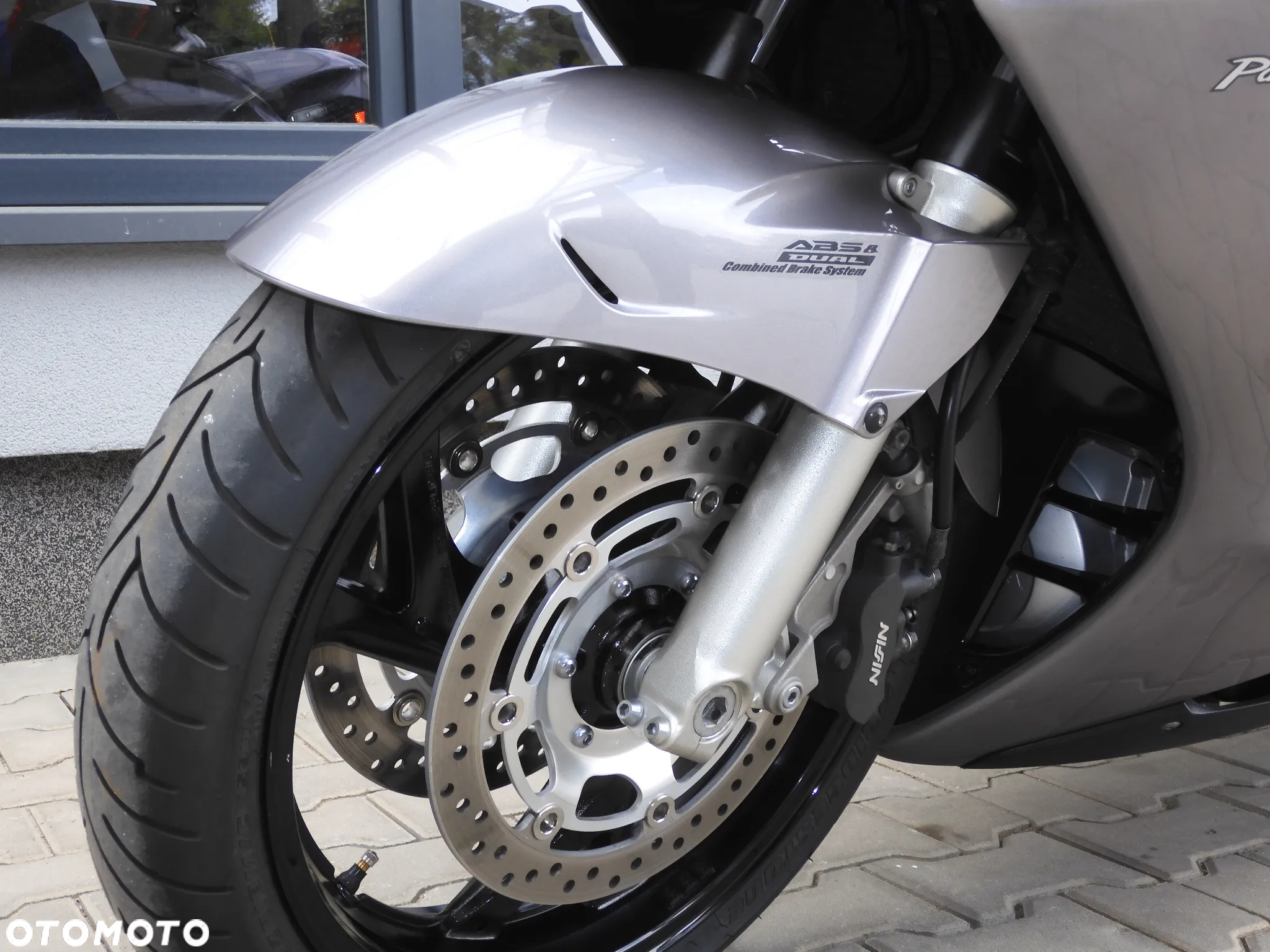 Honda ST - 23