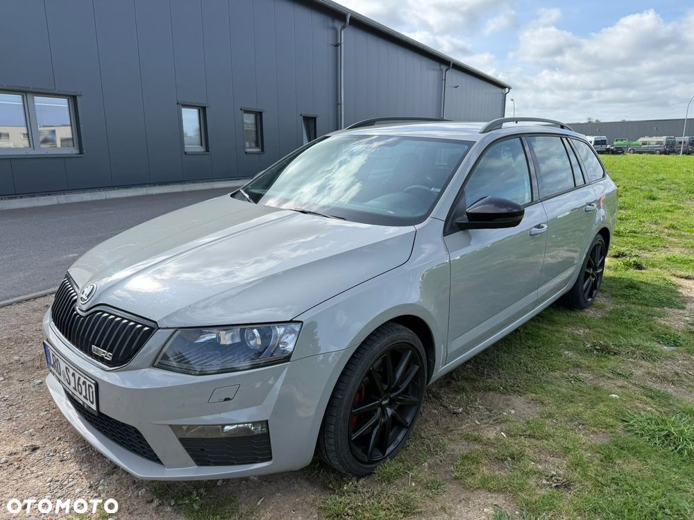 Skoda Octavia 2.0 TDI DSG RS - 1