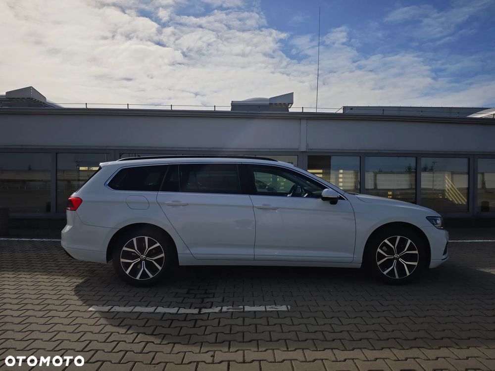 Volkswagen Passat Variant 2.0 TSI Business DSG - 5