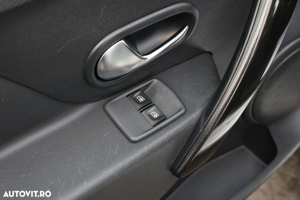 Dacia Logan 1.0 SCe Prestige - 38