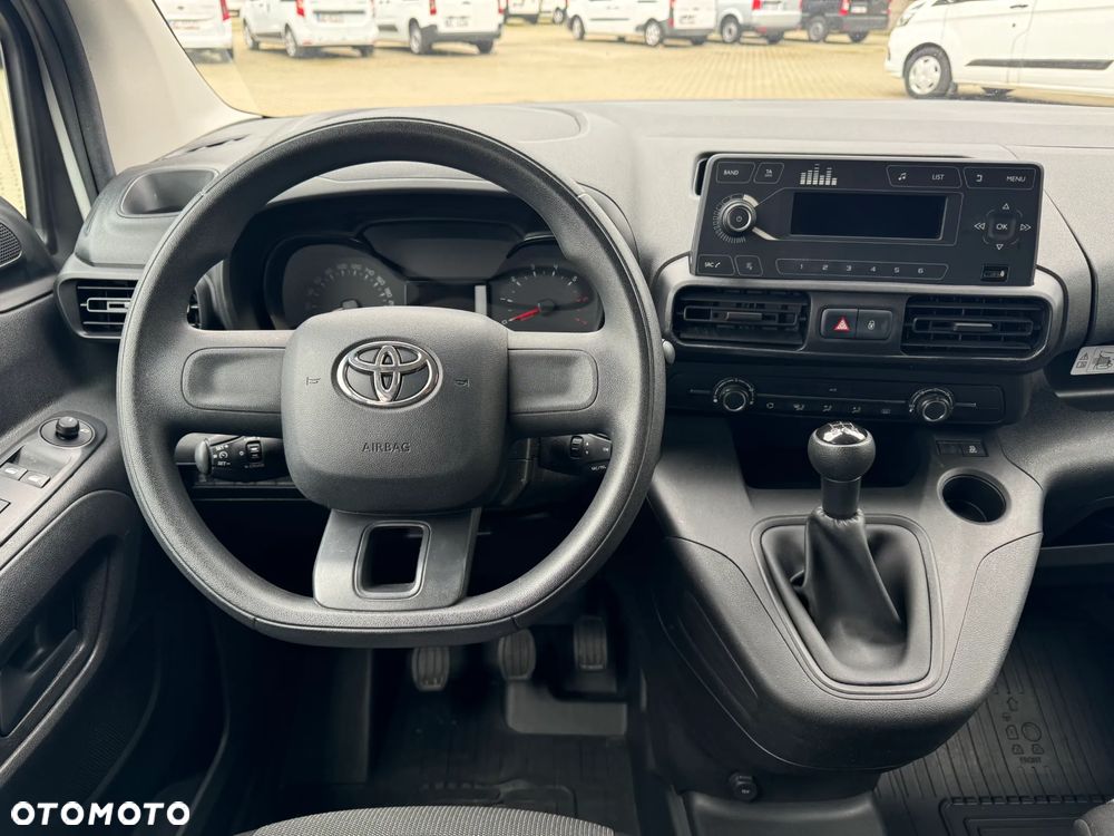 Toyota Proace City - 19