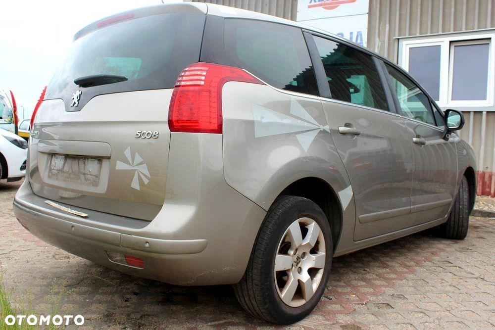 Peugeot 5008 2011 1.6THP 5FV Minivan (MASKA, ZDERZAK, LAMPA, BŁOTNIK, DRZWI, SZYBA, FOTEL) - 5