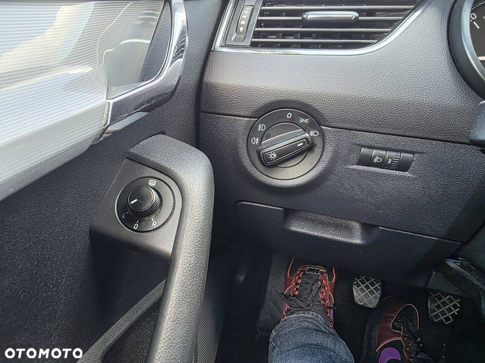 Skoda Octavia 1.6 TDI DPF Fun - 11