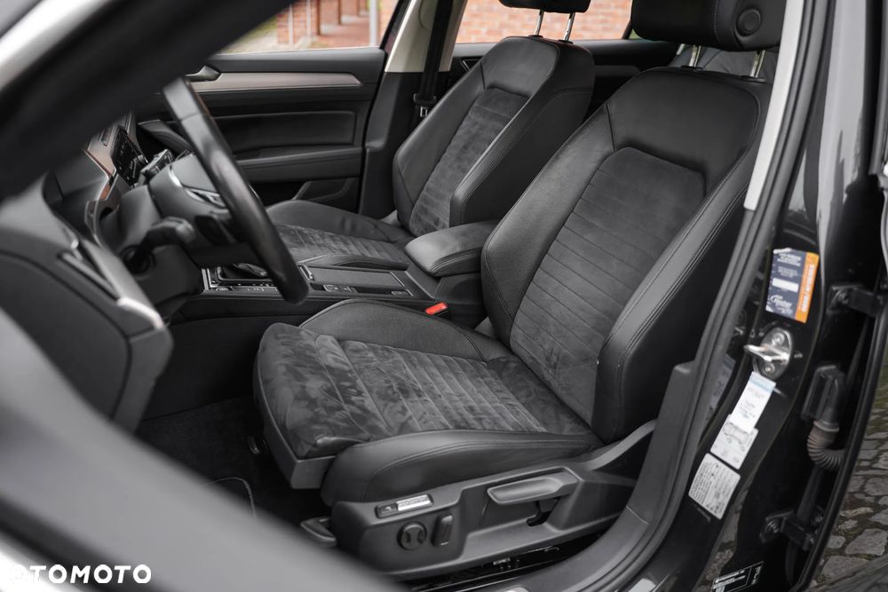Volkswagen Passat 2.0 TDI SCR DSG Highline - 27