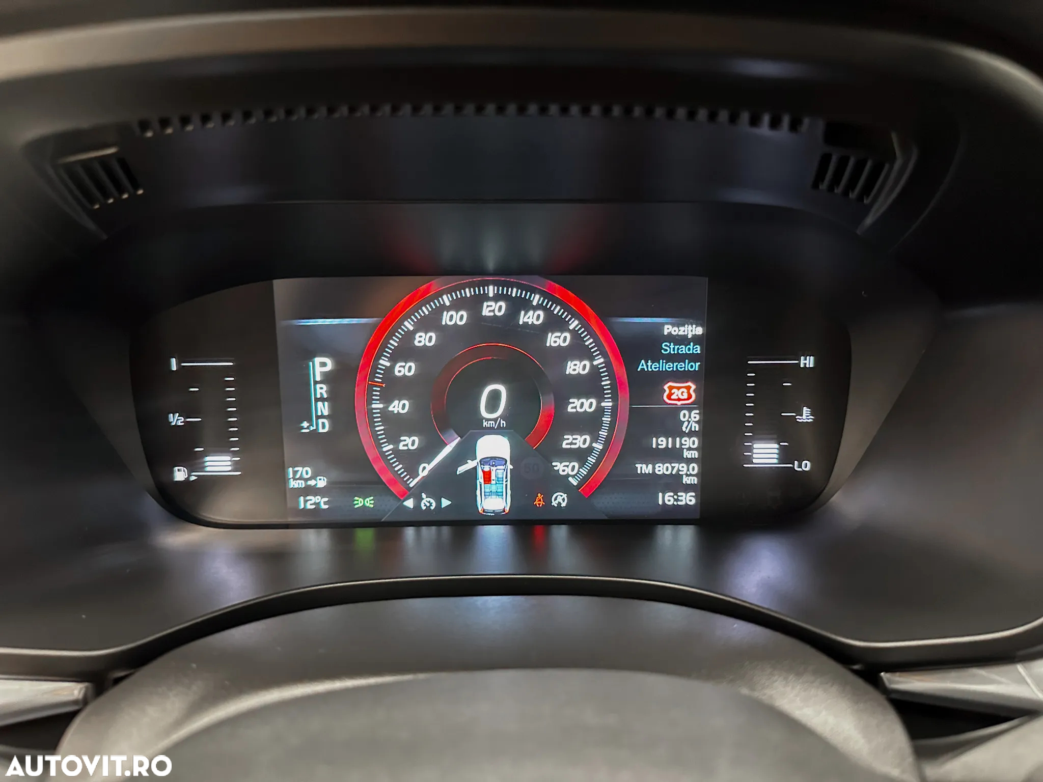 Volvo XC 60 D4 AWD Momentum - 23