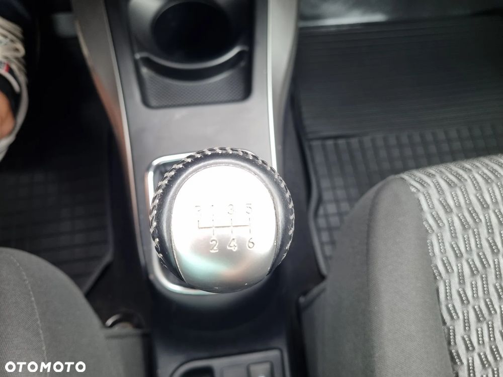Toyota Yaris 1.33 Premium EU6 - 20