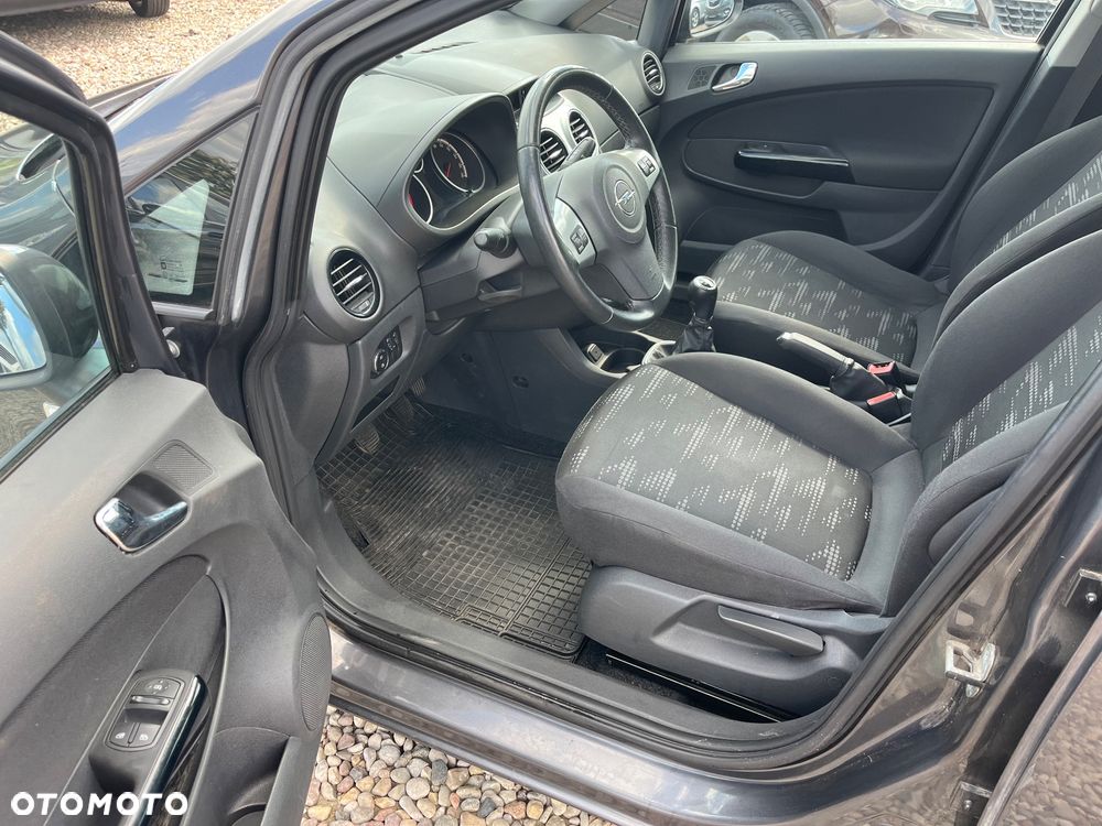 Opel Corsa 1.4 16V Satellite - 7