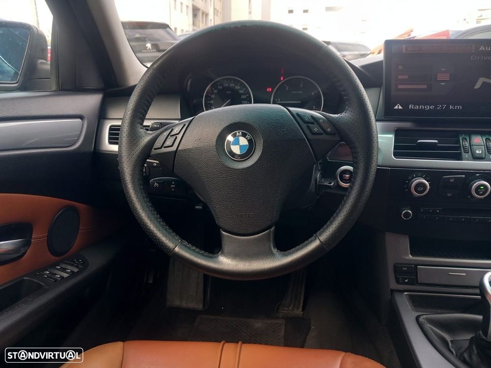 BMW 520 - 16
