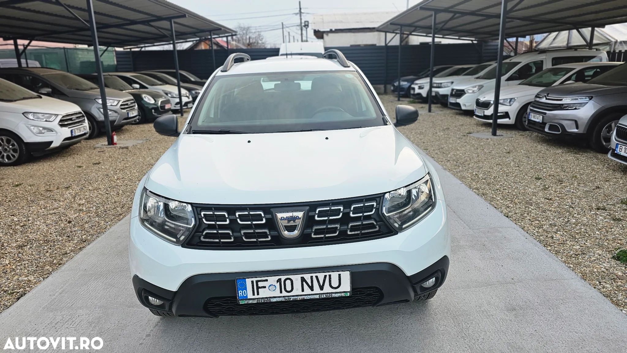 Dacia Duster 1.6 4x4 Laureate - 1