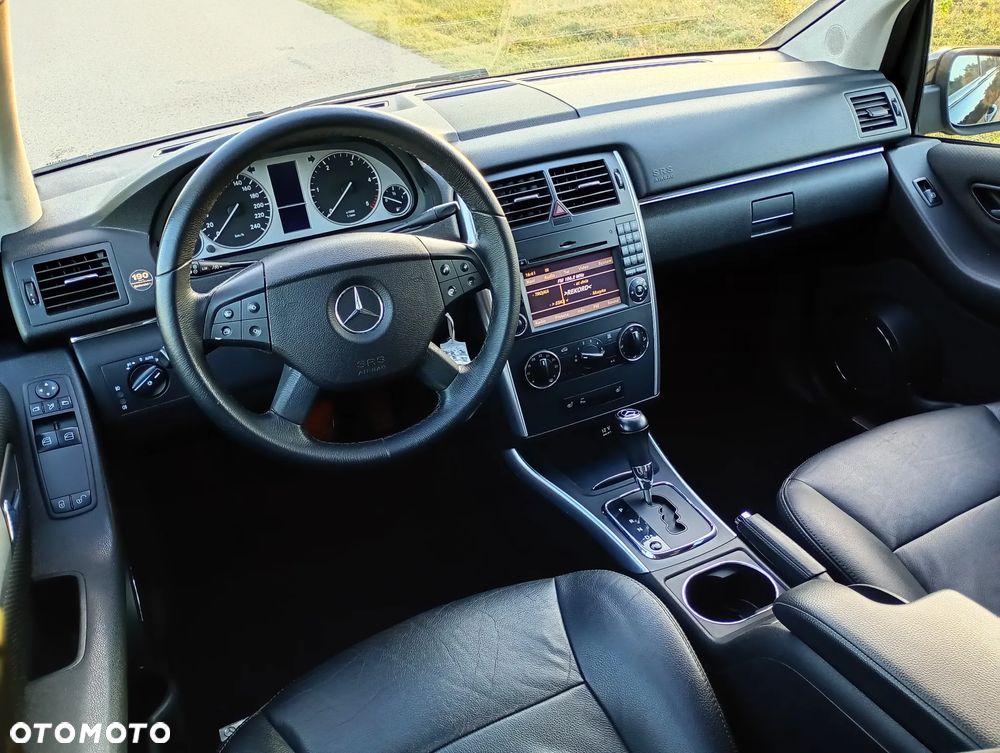 Mercedes-Benz Klasa B 200 CDI Autotronic Special Edition - 22