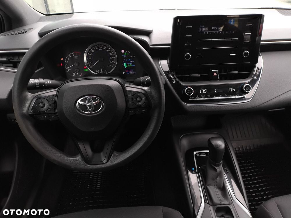 Toyota Corolla - 13