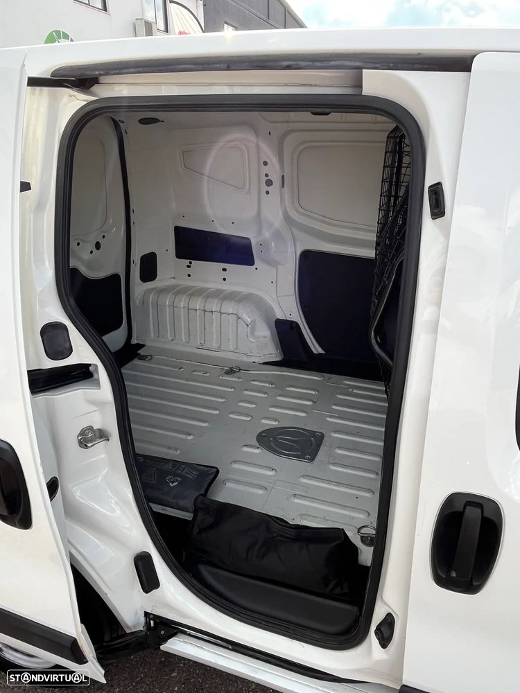 Citroën Nemo 172 000 kms - 13