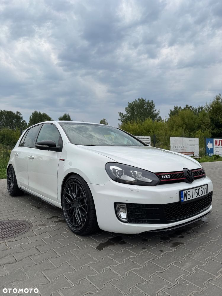 Volkswagen Golf 2.0 TSI GTI - 13