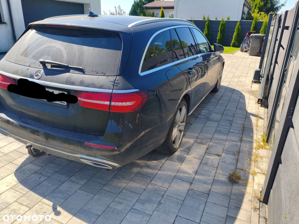 Mercedes-Benz Klasa E 200 d 9G-TRONIC - 4
