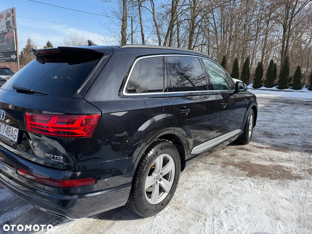 Audi Q7 - 7