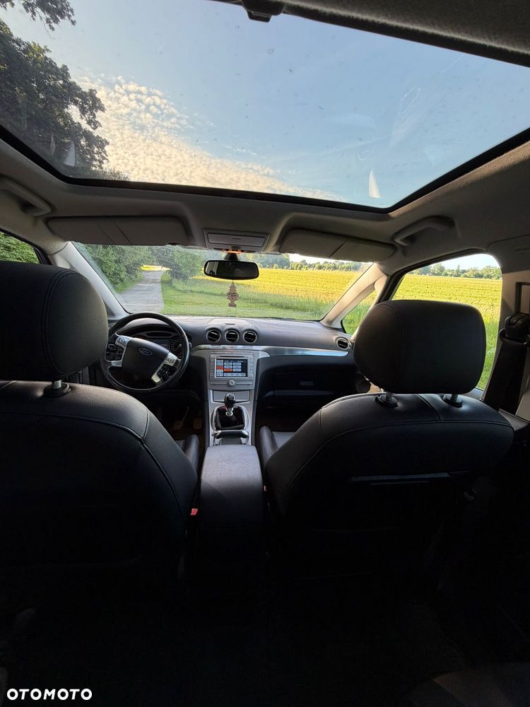 Ford S-Max - 8