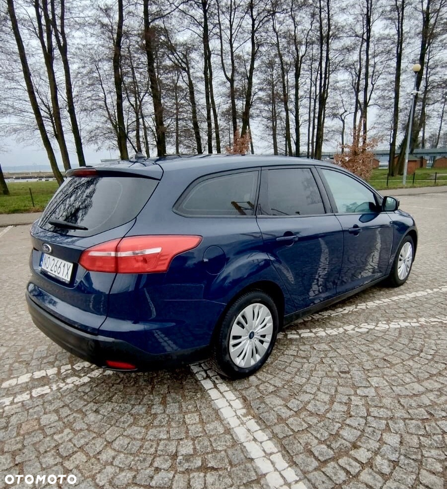 Ford Focus 1.5 TDCi SYNC Edition - 6