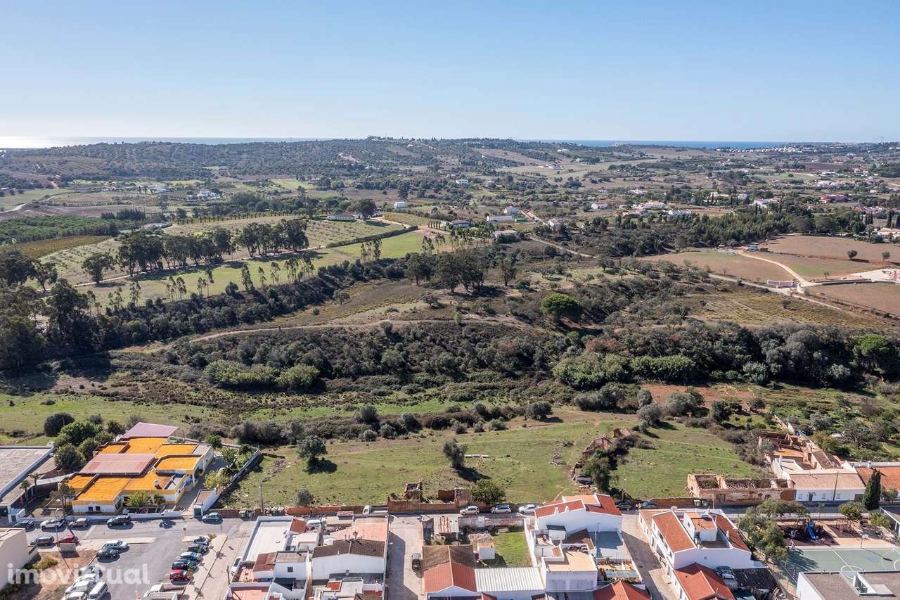 TERRENO COM POSSIBILIDADE DE CONSTRUÇÃO, ODIÁXERE - Grande imagem: 4/7