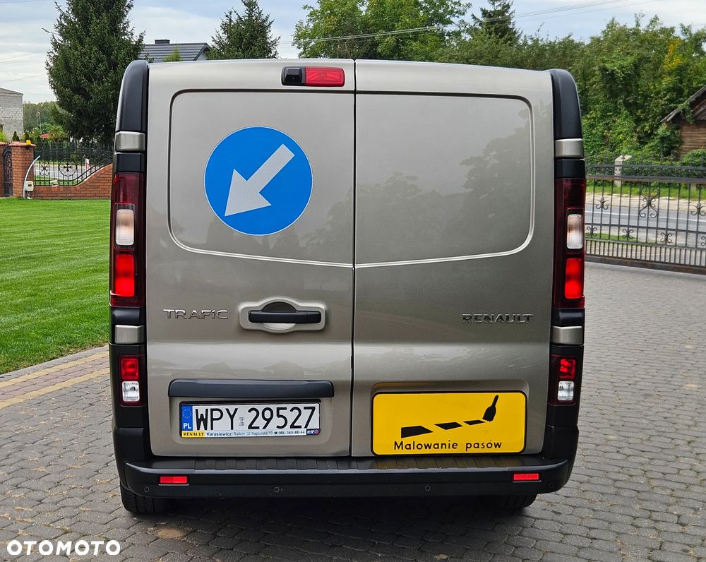 Renault TRAFIC - 10