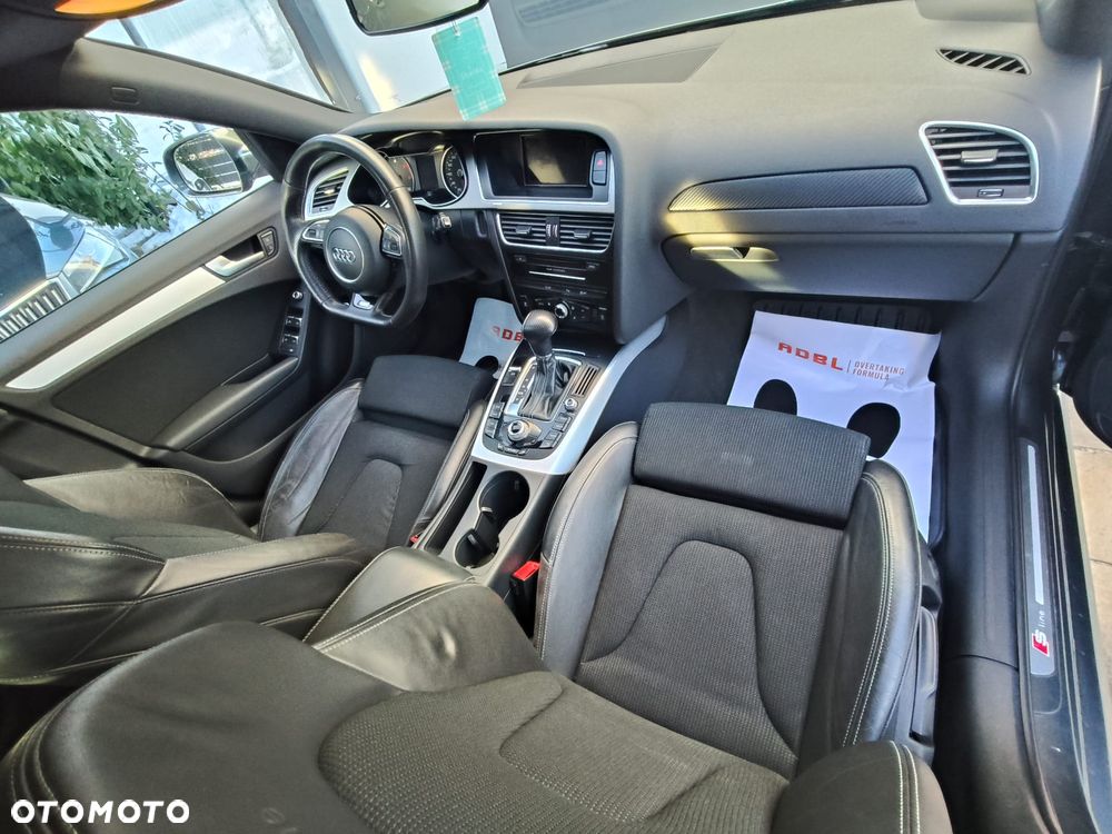 Audi A4 Avant 2.0 TDI Quattro Line S tronic - 35
