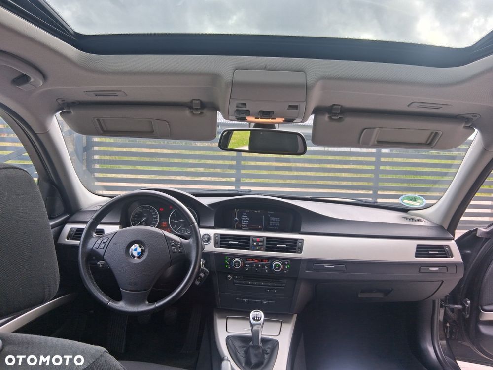 BMW Seria 3 318i Edition Lifestyle - 6