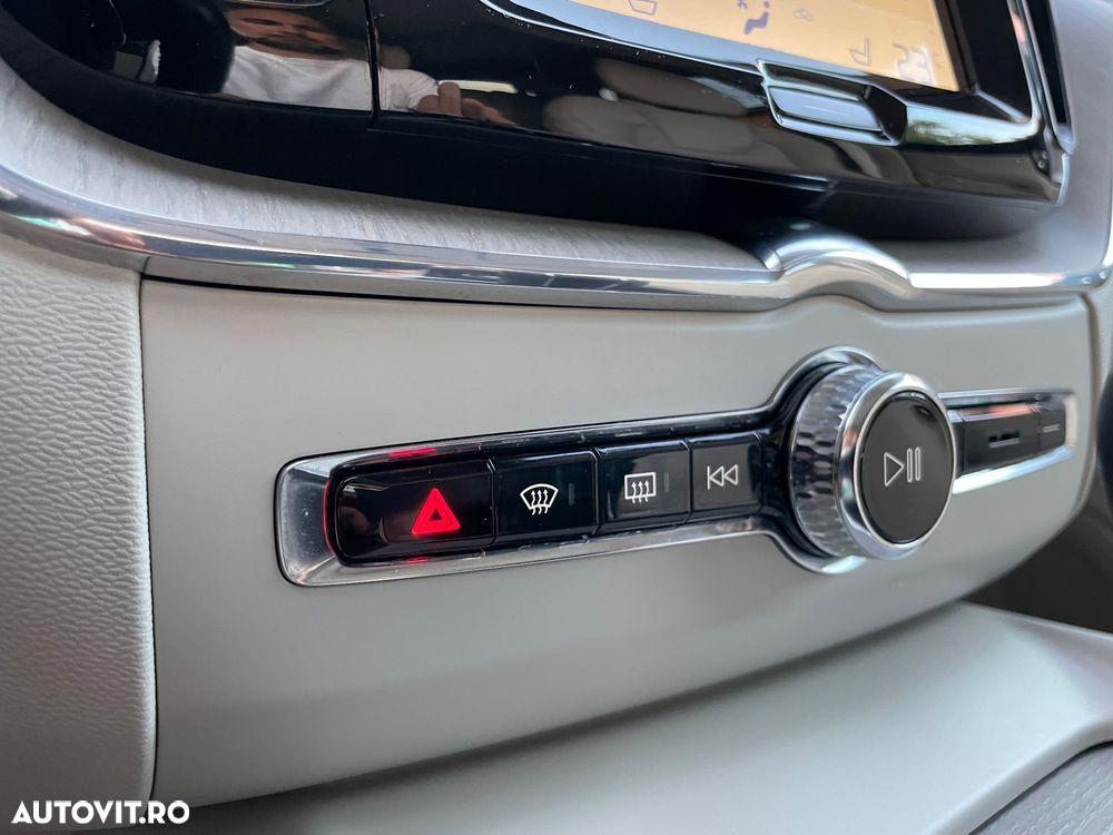 Volvo XC 60 T6 AWD Inscription - 19