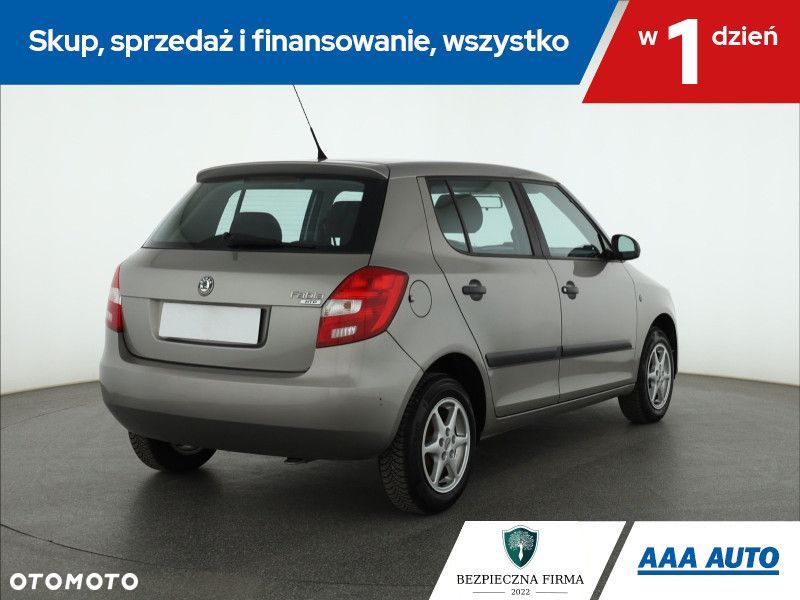Skoda Fabia - 7