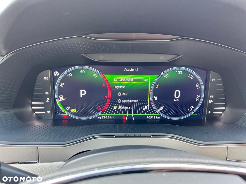 Skoda Superb 2.0 TDI SCR L&K DSG - 34