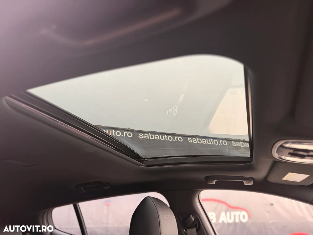 Kia Stinger 3.3 T-GDI 8AT AWD GT - 13