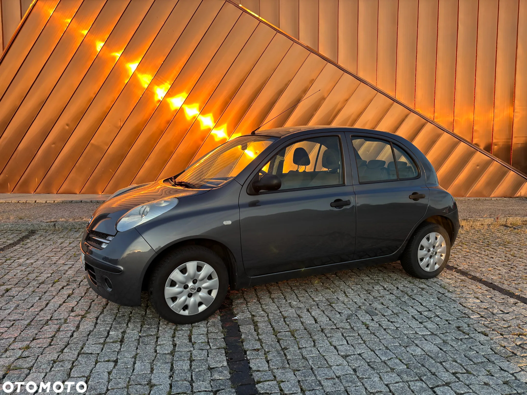 Nissan Micra - 2