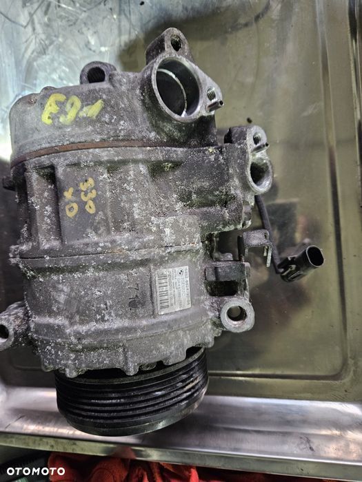 Sprężarka kompresor klimatyzacji BMW E90 E91 - 2