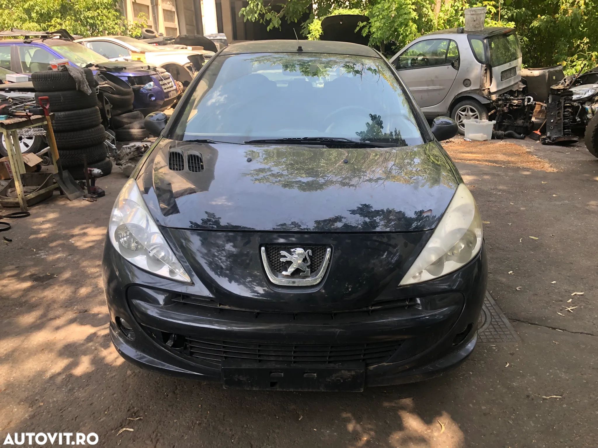 Dezmembrez Peugeot 206+ plus negru 2010 4usi - 1