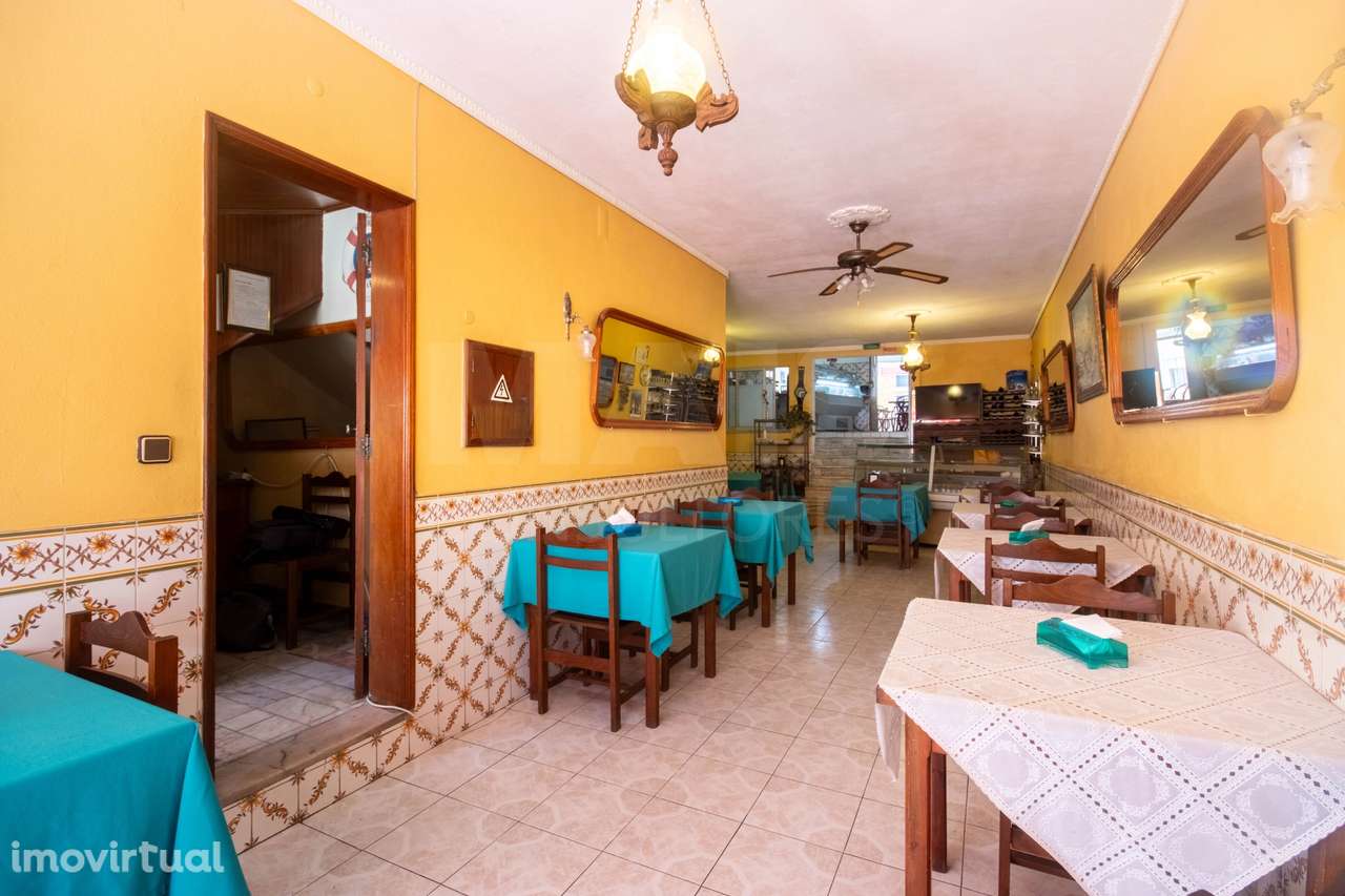 Prédio no Centro de Peniche! - Grande imagem: 4/50