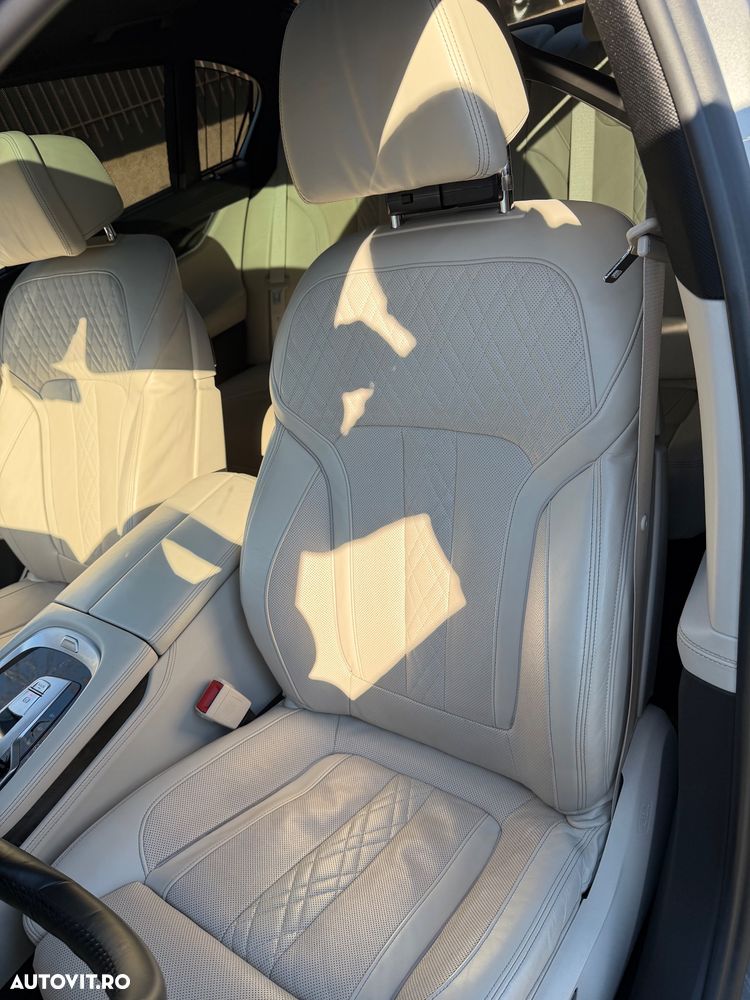 BMW Seria 7 740d xDrive - 30
