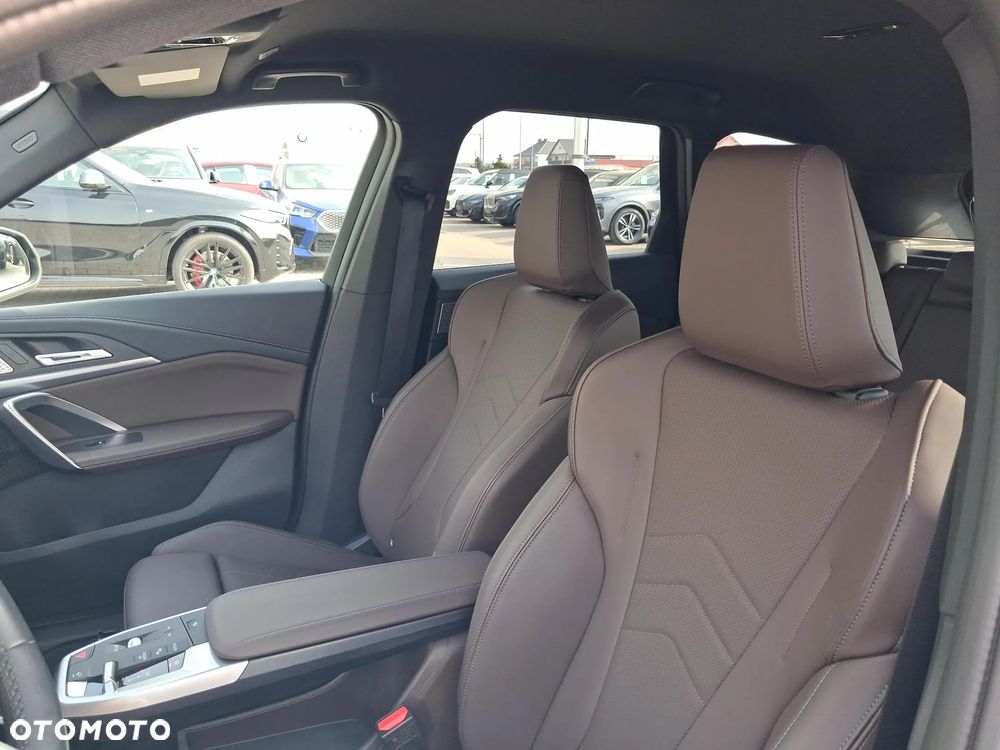 BMW X1 sDrive18d M Sport - 12