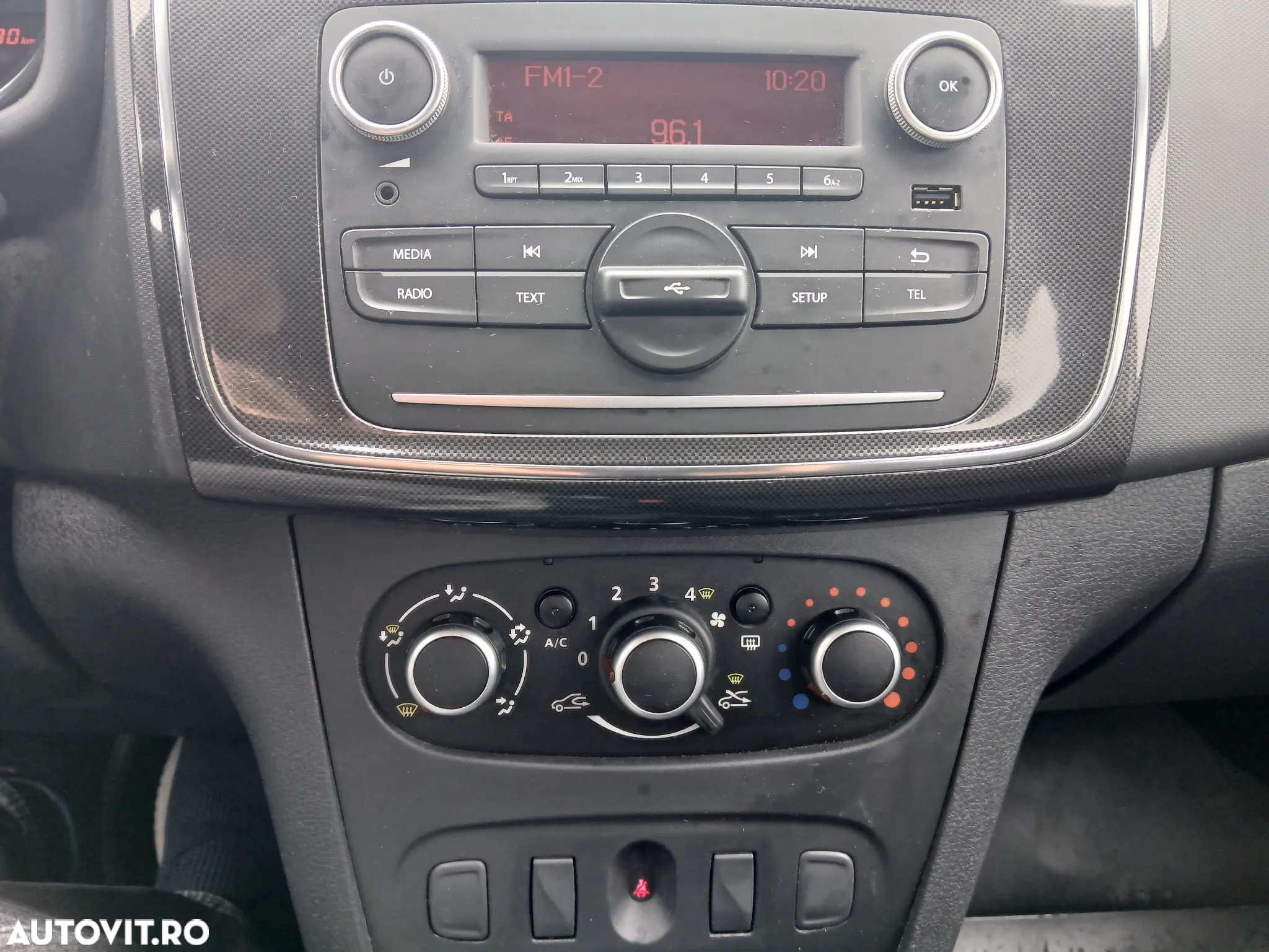 Dacia Logan 0.9 TCe Laureate - 7