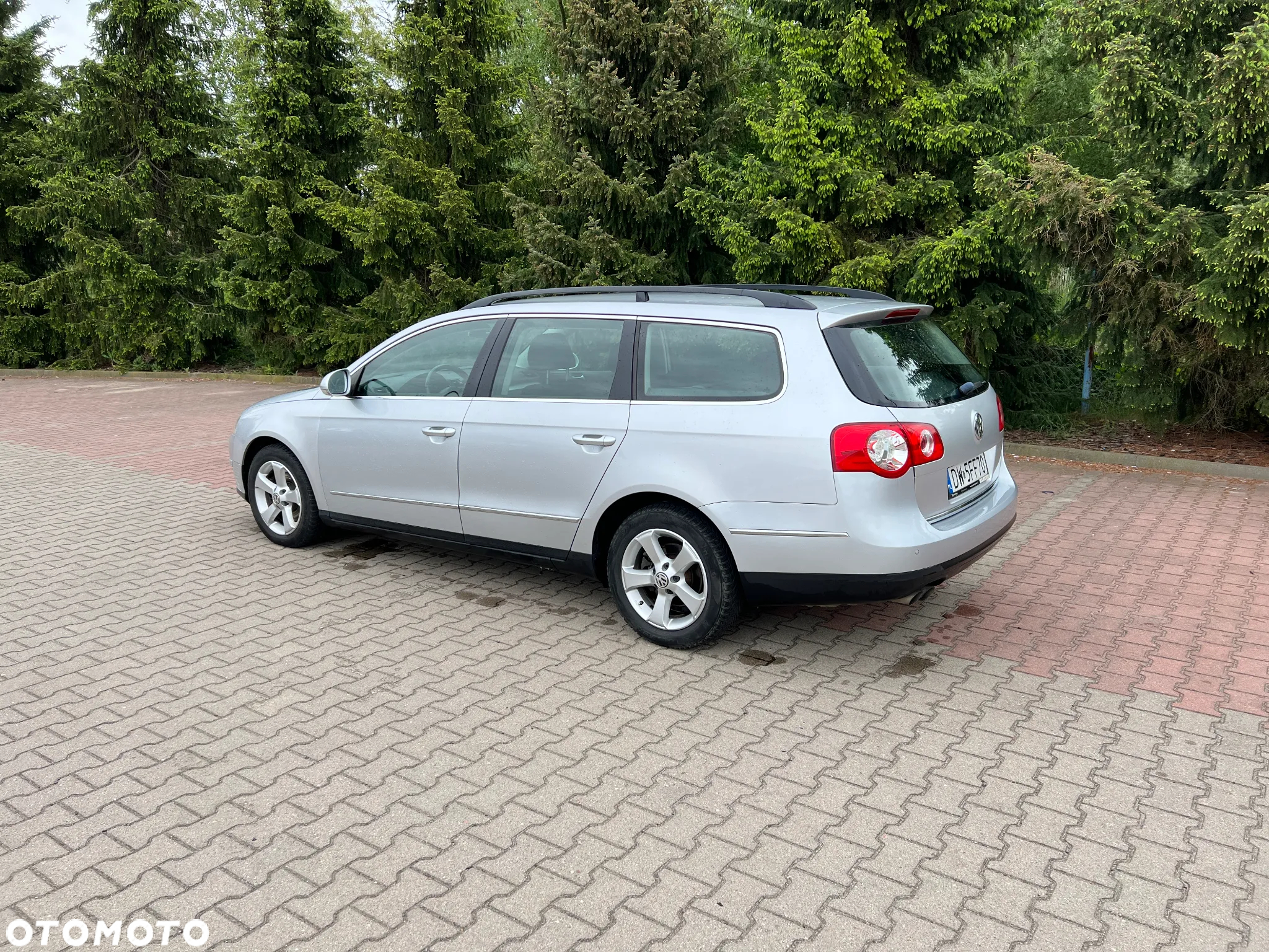 Volkswagen Passat 2.0 TDI Comfortline DSG - 2