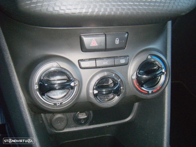 Peugeot 2008 1.2 PureTech Active - 25