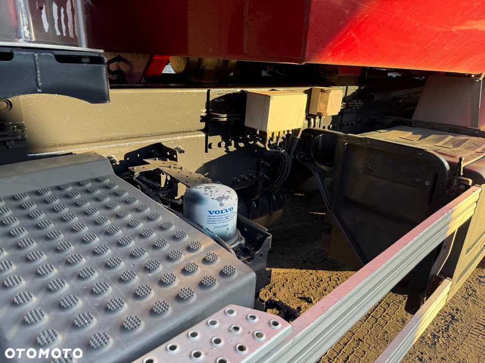 Volvo FMX 370 Wywrotka S1 Hydro-klapa z wstrząsem euro6 1 łóżko - 4