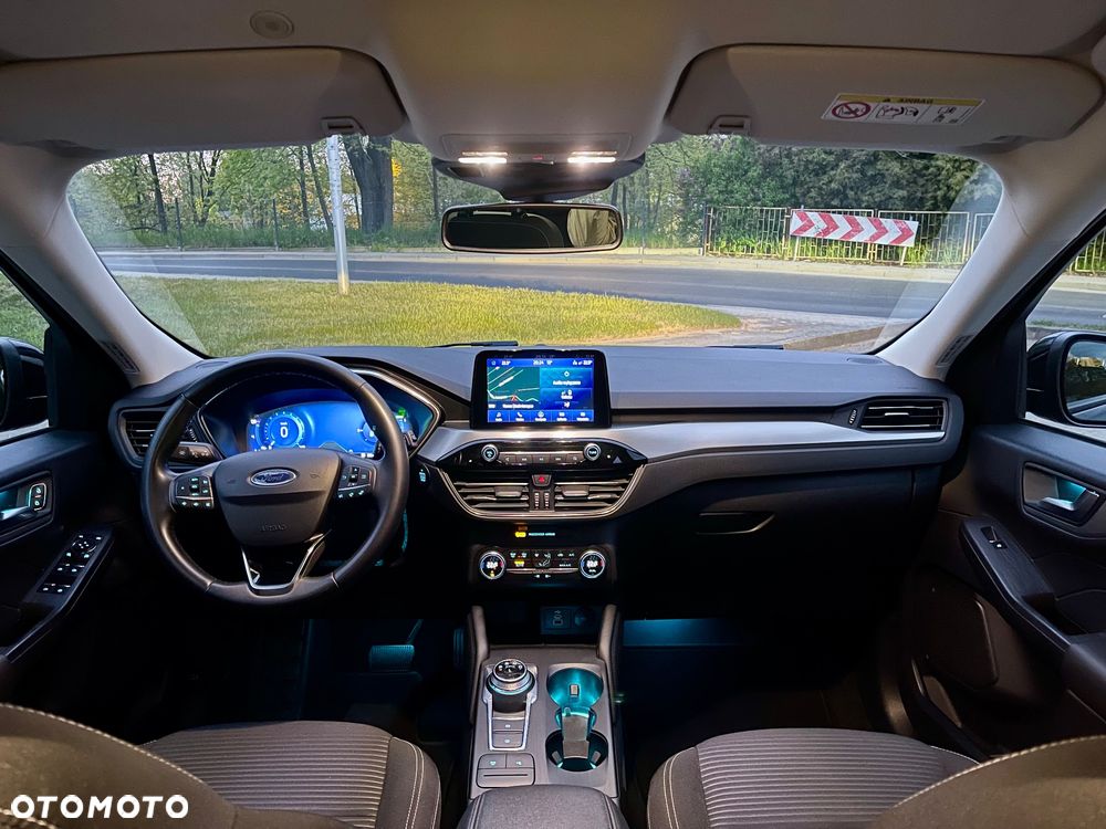 Ford Kuga 2.5 Duratec FHEV TITANIUM - 12